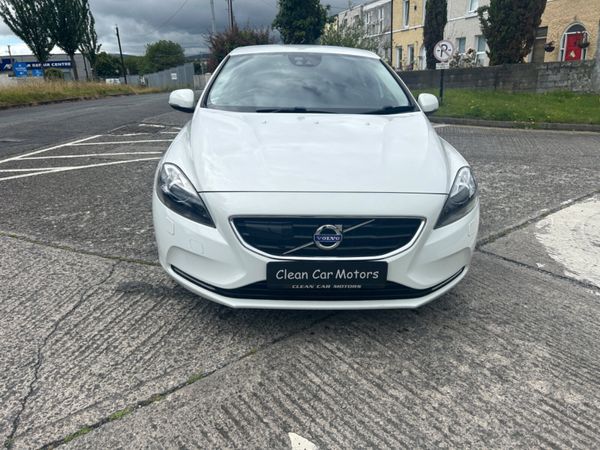 Volvo V40 2015 328297074
