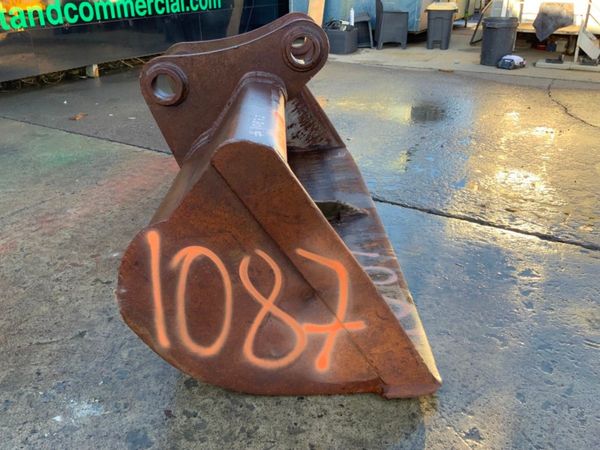 100" GRADING BUCKET........100mm PINS......1087. 328369431