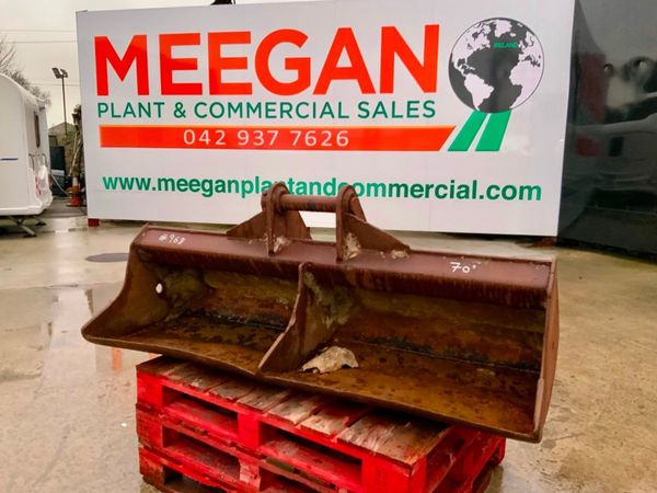 72" GRADING BUCKET.....65mm PINS........968. 328538421