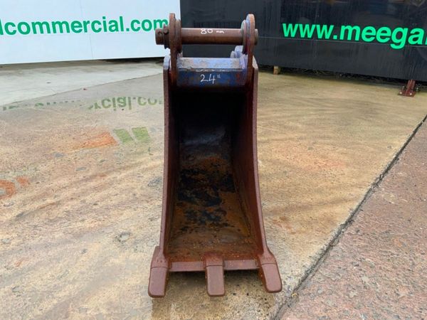 24" DIGGING BUCKET....80mm PINS........974. 328630585