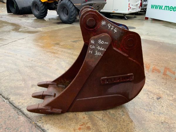 24" DIGGING BUCKET....80mm PINS........974. 328630588