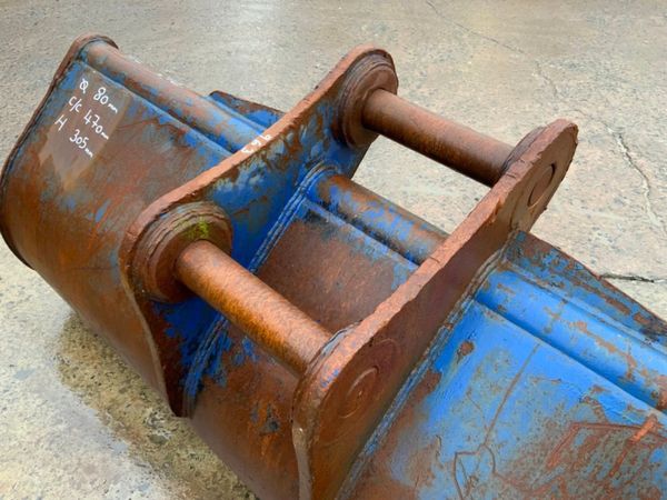84" STRICKLAND GRADING BUCKET...80mm PINS. 963 328631251
