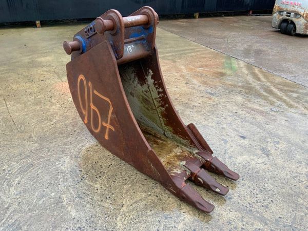 18" DIGGING BUCKET....65mm PINS....967. 328632217