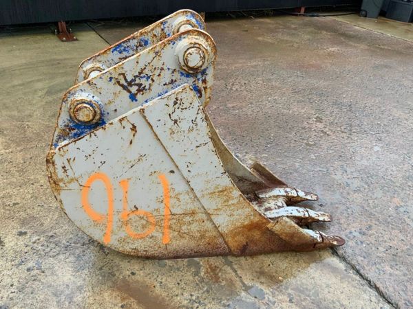 18" SCOTT DIGGING BUCKET...65mm PINS.....961. 328633176