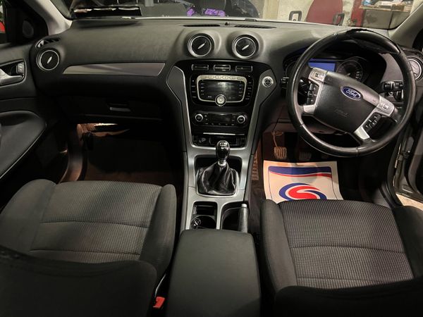 Ford Mondeo 2011 2.0TDCi 140PS Titanium 328881430