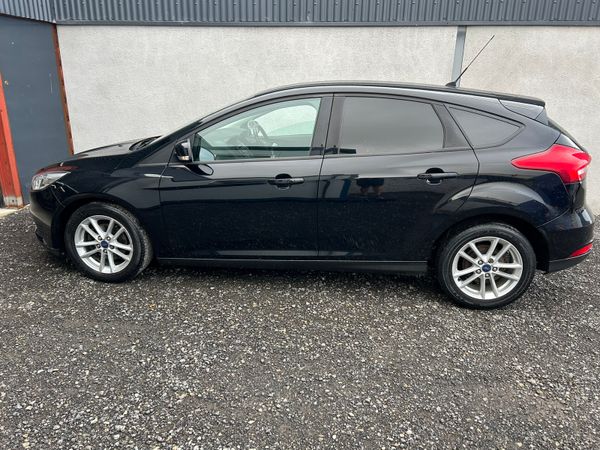 2017 Ford Focus Car/Van 'No VAT 328930758