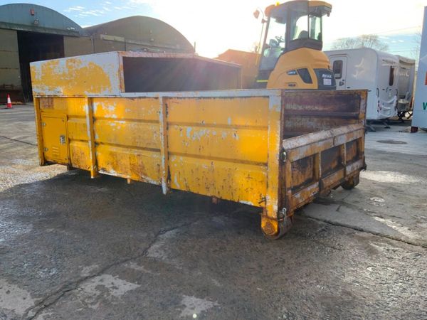 HOOK LOADER SKIP........THREE SURGEON.....1050 329024547