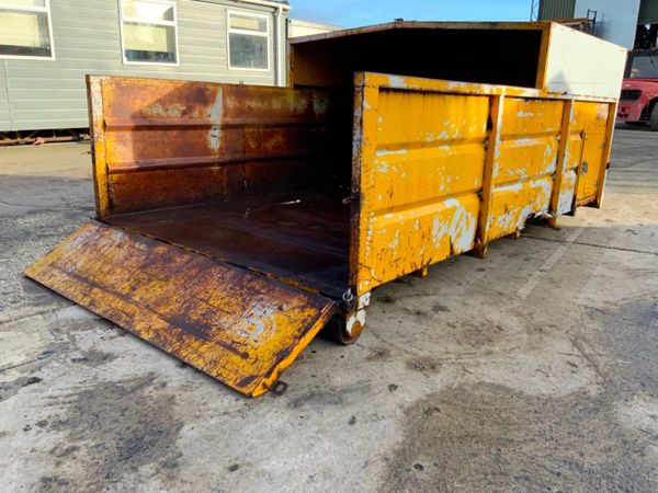HOOK LOADER SKIP........THREE SURGEON.....1050 329024549