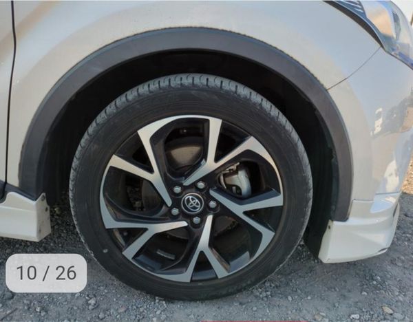 Toyota CHR 2017 1.8 hybrid Sol model 329180786