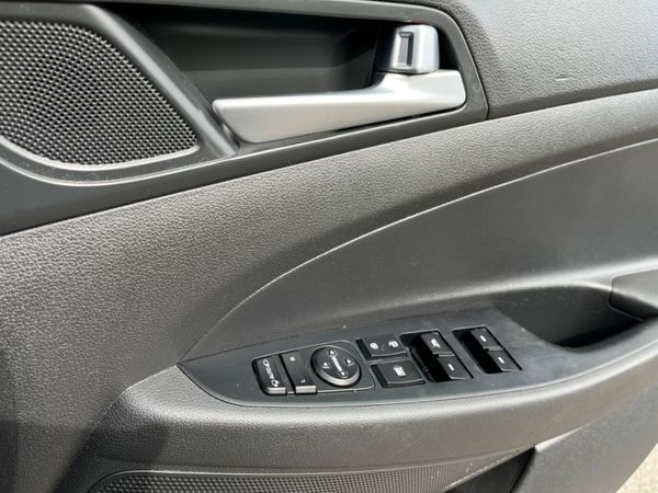 Hyundai Tucson 1.7 D Comfort Plus 329228150