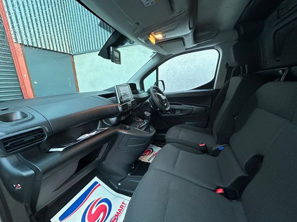 2021 Peugeot Partner 'Professional model 329313689