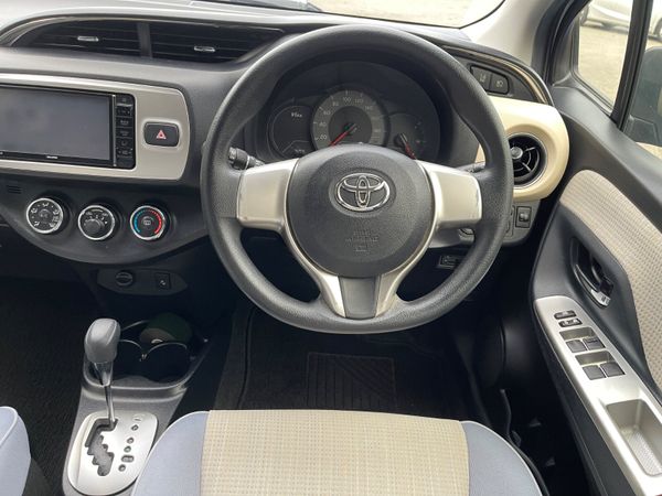 2015 TOYOTA VITZ (S1) 329916009