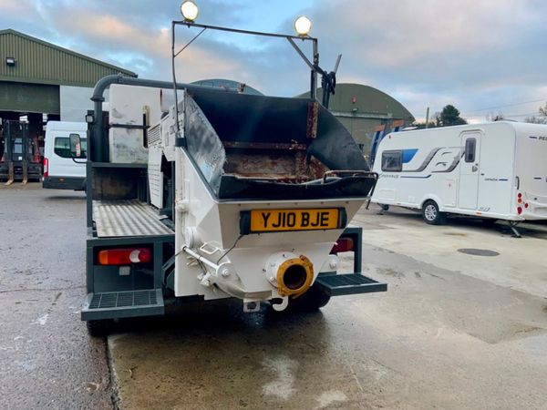 2010 MITSUBISHI CANTER CONCRETE PUMP.. 329910968