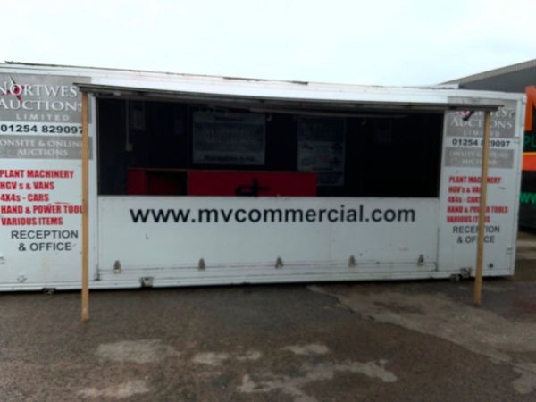 22ft EXHIBITION / OUTDOOR EVENTS BOX BODY. 320045481