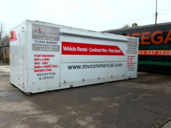 22ft EXHIBITION / OUTDOOR EVENTS BOX BODY. 320045483