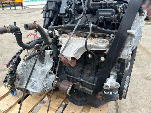 Dacia sandero engine and gearbox 320056344