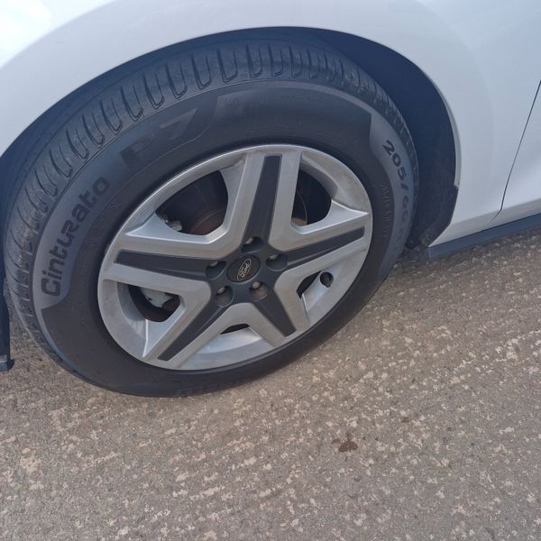 Ford Focus 2022 1.5d auto 320188744
