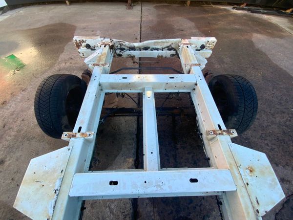 RENAULT MASTER 2.5lt   AUTOMATIC............PARTS. 320546946