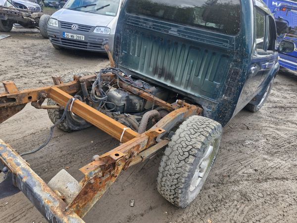 Toyota hilux auto  2015  breaking for parts 320894278