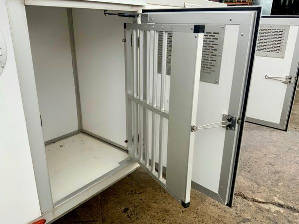 LINTRAN GRP DOG TRANSPORTER TRAILER...1536. 320913036
