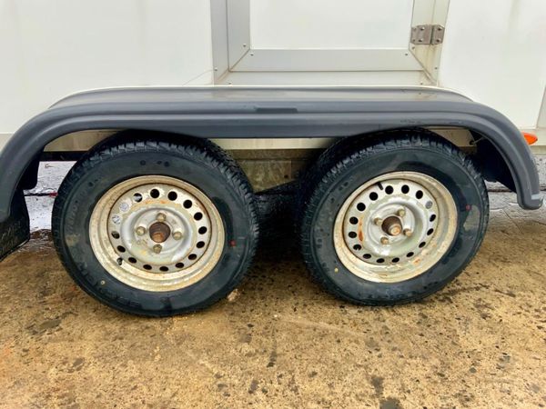 LINTRAN GRP DOG TRANSPORTER TRAILER...1536. 320913048