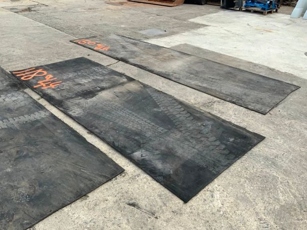 ASSORTED RUBBER BELT / CONVEYOR MATTING. 321199849