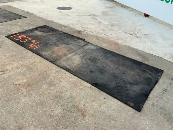 ASSORTED RUBBER BELT / CONVEYOR MATTING. 321199854