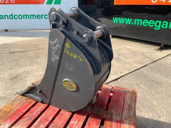 UNUSED 18" STRICKLAND BUCKET 60mm PINS...1407 321334797