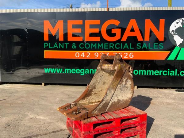 24" DIGGING BUCKET...80mm PINS.......1394T 321336051