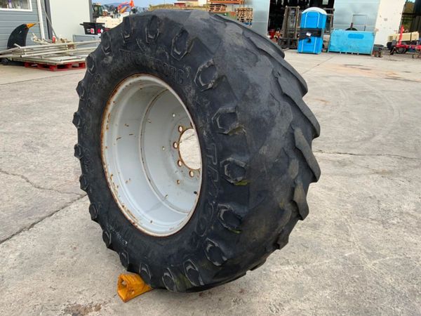 TRELLEBORG 540/65/28 RIM AND TYRE. 321413250