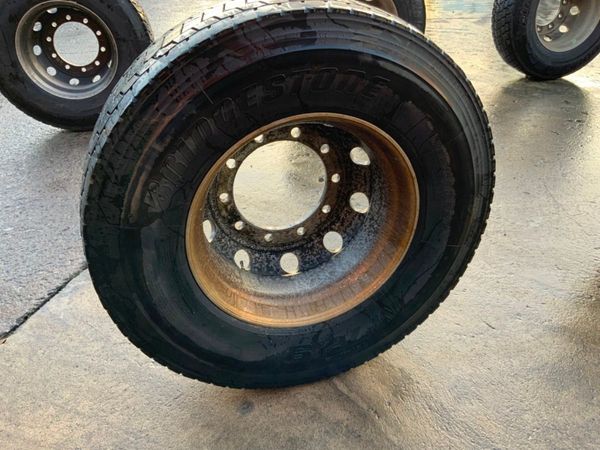 Volvo FMX Bf Goodrich Alcoa Rims / Tyres. 321761175