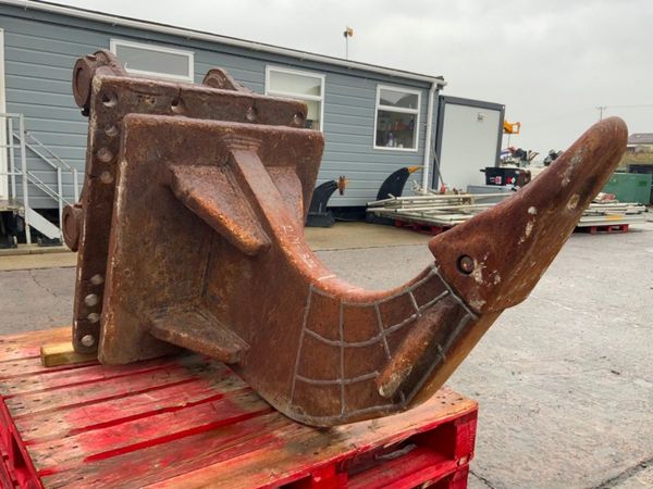 HEAVY DUTY RIPPER TOOTH...80mm PINS......65v 321771556