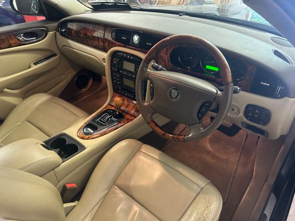 2006 Jaguar XJ Luxury 2.7D **Low KLMS** 321930077