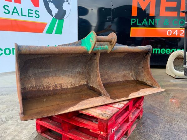 72" GRADING BUCKET...65mm PINS........191w. 322079052