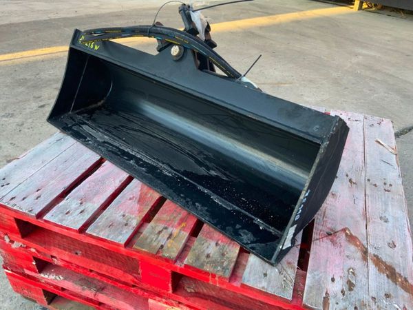 40" TILTING FINISHING BUCKET....25mm PINS...216w. 322294154