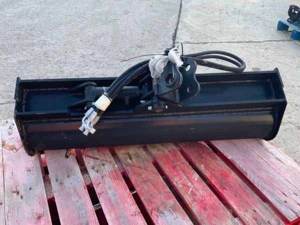 40" TILTING FINISHING BUCKET....25mm PINS...216w. 322294151