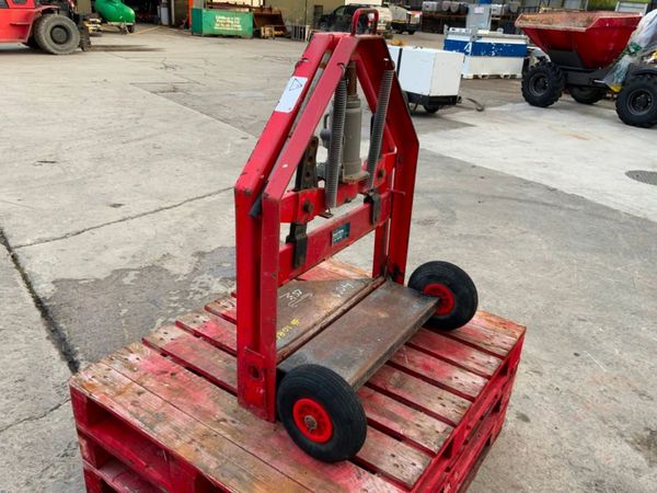 HYDRAULIC BLOCK CUTTER / GUILLOTINE......1086t. 322442115