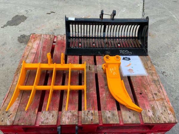 MINI MICRO DIGGER  / RAKE / RIPPER TOOTH...244 322442724