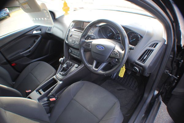 Ford Focus 2015 1.6 TDCi  Style Black 322709104