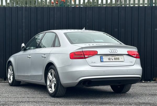Audi A4 322837512