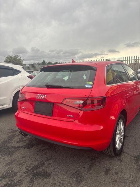 Audi a3 sports back  Leather seats Top specs 323357107