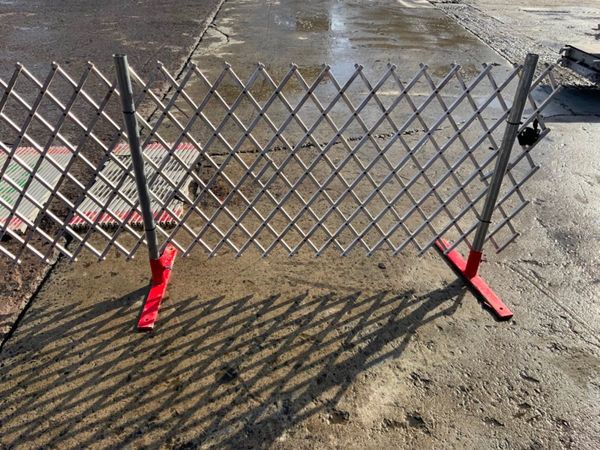 SAFETY TRELLIS BARRIERS / WALKWAYS.. 323359236