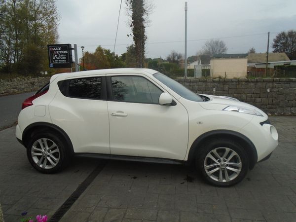 Nissan Juke 2013 323619055