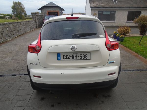 Nissan Juke 2013 323619075