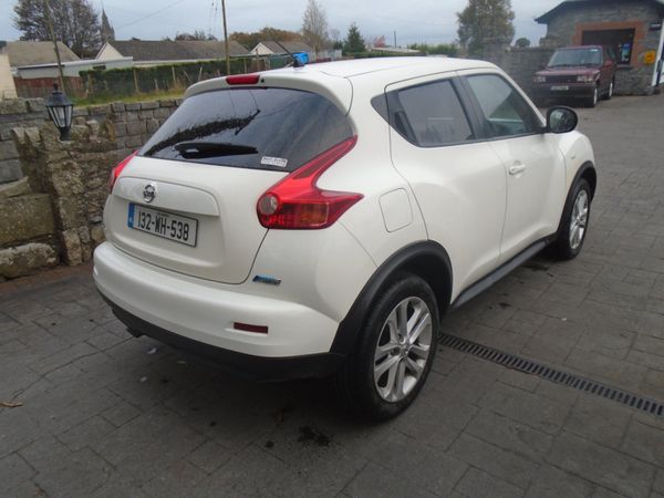 Nissan Juke 2013 323619080