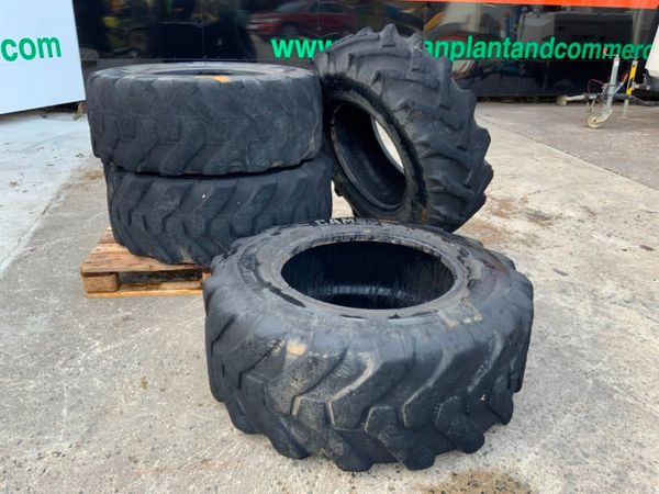PART WORN 24" TELEPORTER TYRES.........244. 323610671