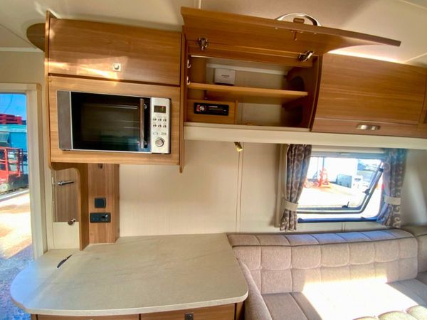 2015 COMPASS CORONA 462 CARAVAN.....2 BERTH. 323763688