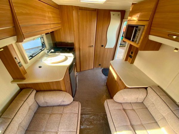2015 COMPASS CORONA 462 CARAVAN.....2 BERTH. 323763681