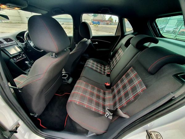 2015 Volkswagen Polo GTI Top Specs 323782440