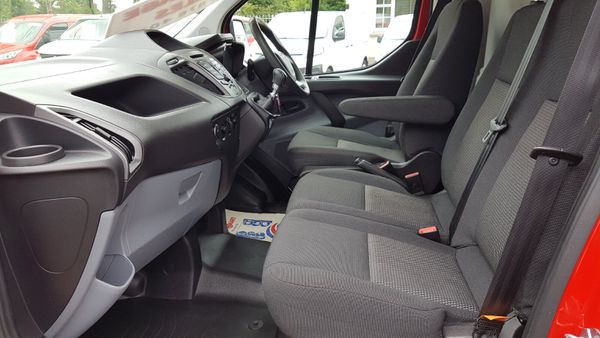 Ford Transit CUSTOM 103KM AS NEW VAT INVOICE 323872025